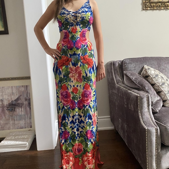 Floral summer dress - Picture 3 of 7